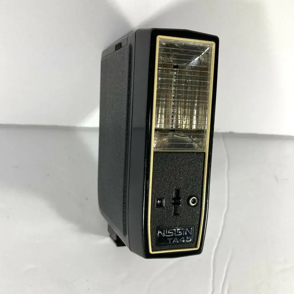 Nissin TA-45 Thyristor Automatic Flash Unit - Vintage Photography Equipment